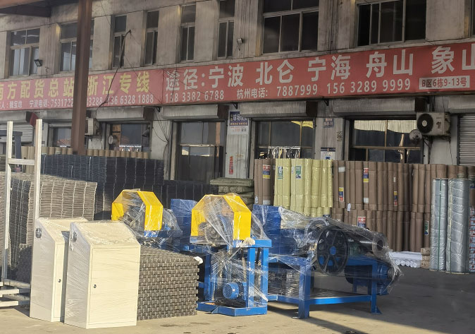 山東李經理訂購的中型水箱91免费片版下载發貨了，請注意收貨！
